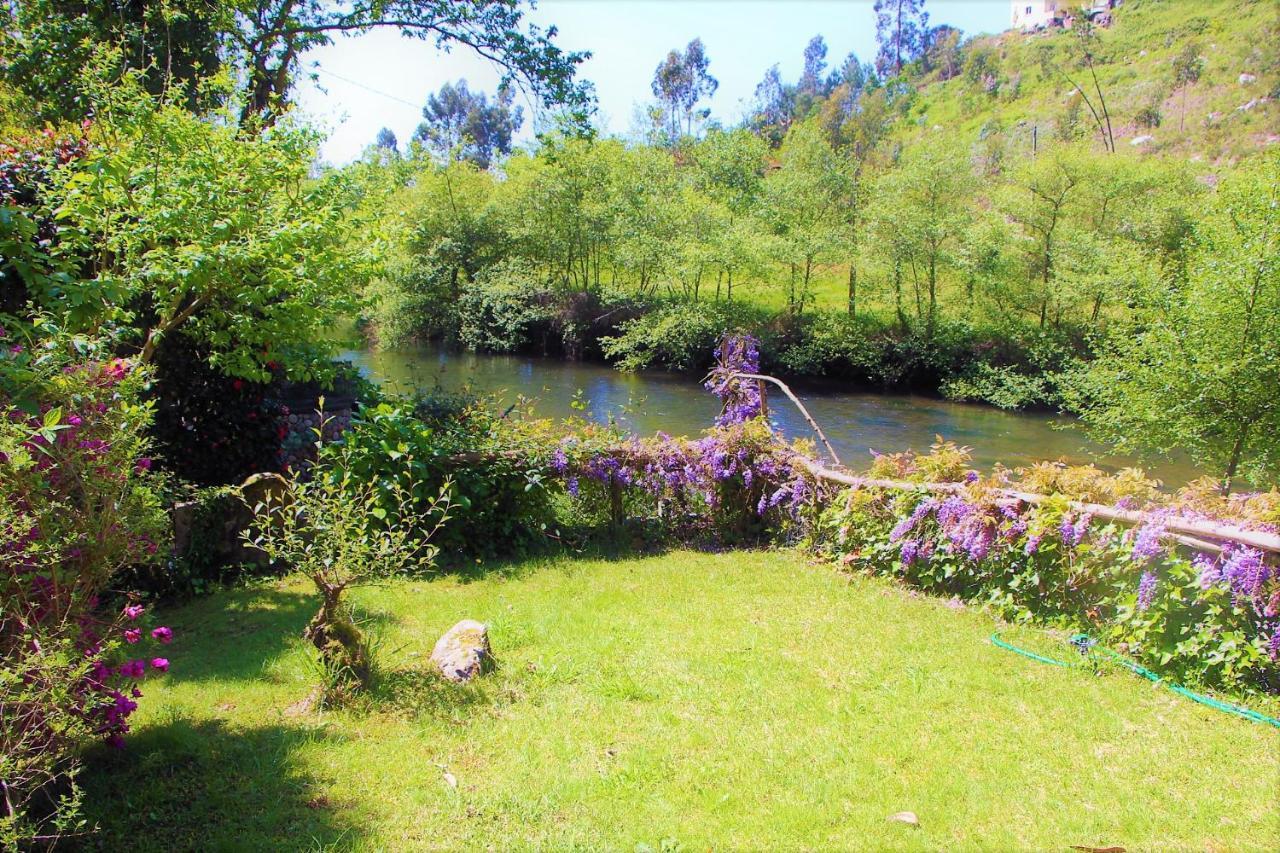 Casa Da Azenha Branca Holiday home *