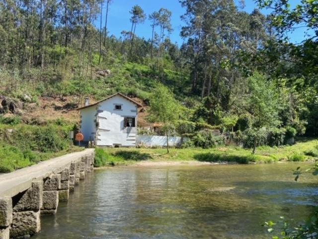 Casa Da Azenha Branca Hébergement de vacances *